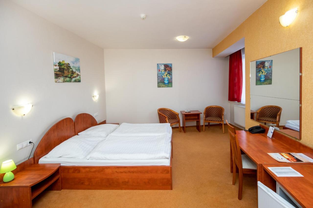 Hotel Boss Zilina Exterior photo